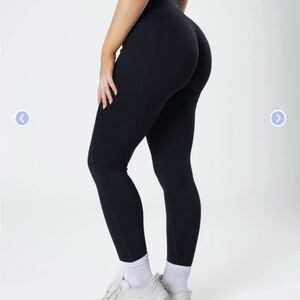 RecStretch™
PARAGON Original Sculptseam® Legging Black Pocket Leggings for Women